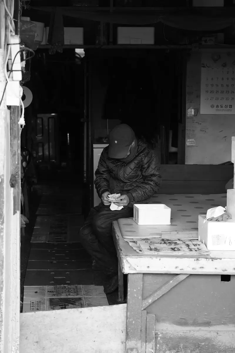 Black and white photograph 21